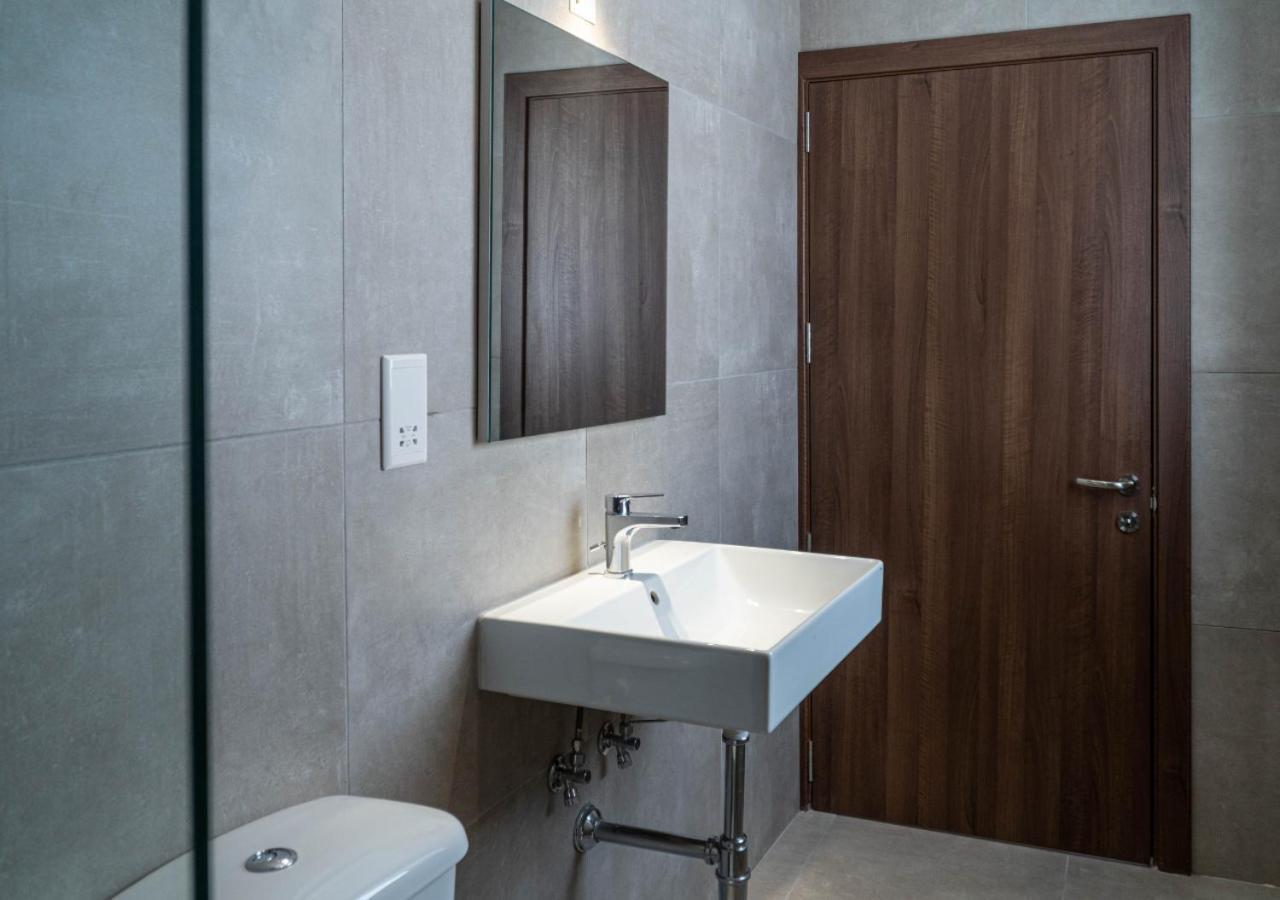 The Rose Hostel Saint Julian's Номер фото
